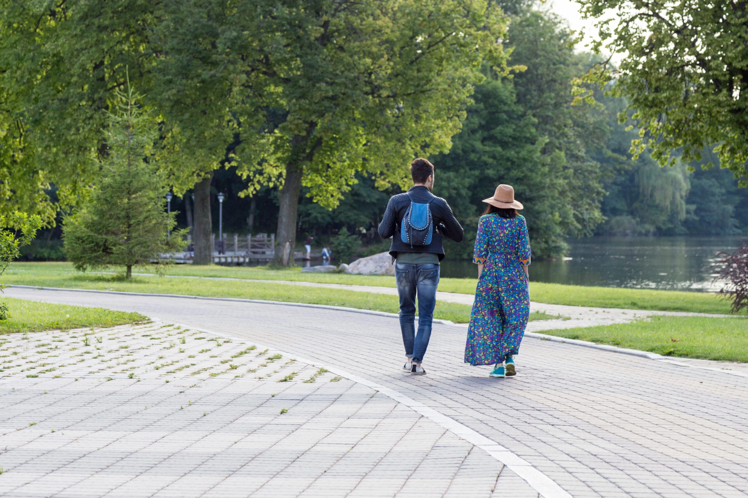 فوائد المشي 10 آلاف خطوة يوميًا